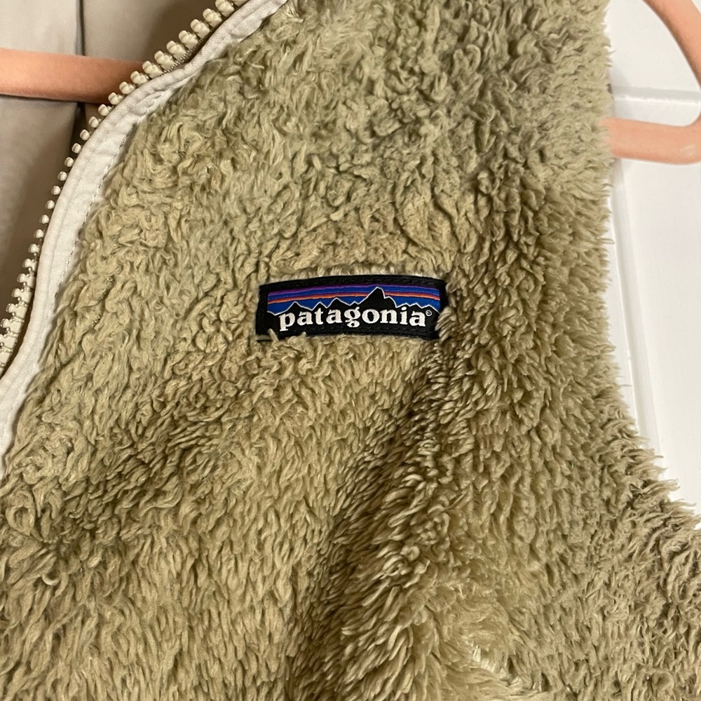 Patagonia Vest View 3